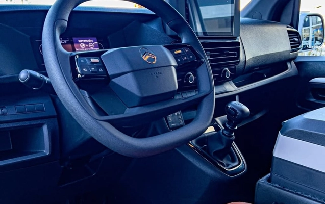 imagem-https://www.socarrao.com.br/sc-vehicle-images-prod/2777489/1784645970976-vehicle_image_1784641354_e6c905a0c80fdc495cc7c023ef3a1990.jpeg