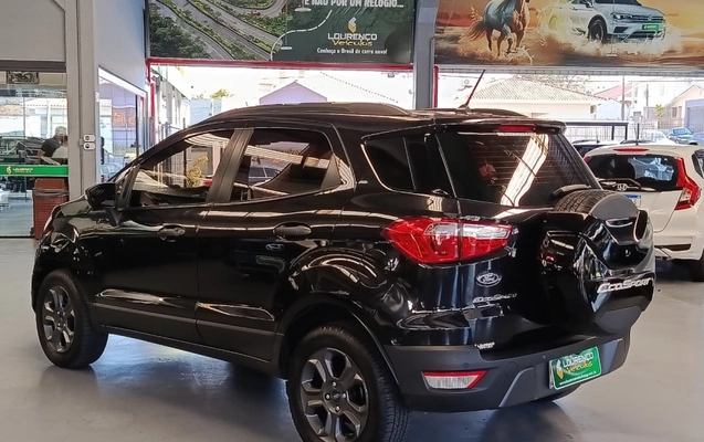imagem-https://www.socarrao.com.br/sc-vehicle-images-prod/2777537/1788286005104-5WsZNcr3mJtwscJOWDypifpxLqGMAdAP.jpg