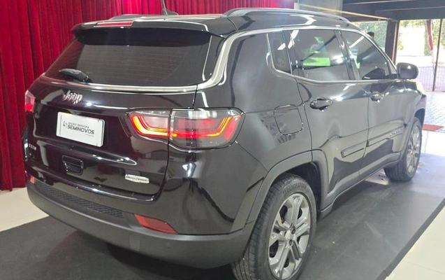 imagem-https://www.socarrao.com.br/sc-vehicle-images-prod/2777668/1788634790779-8300091_1_B_d804f4a26f.jpeg