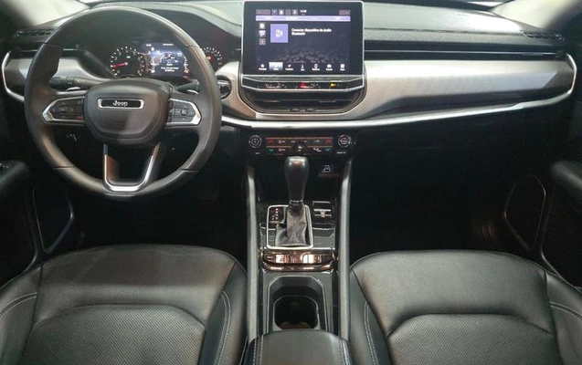 imagem-https://www.socarrao.com.br/sc-vehicle-images-prod/2777668/1788634790795-8300091_11_B_25b66e87be.jpeg