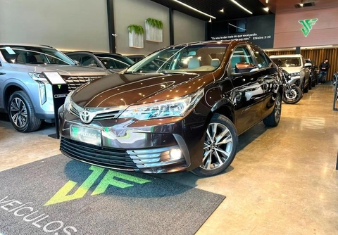 Toyota Corolla 2018 Marrom — foto 1 de 3