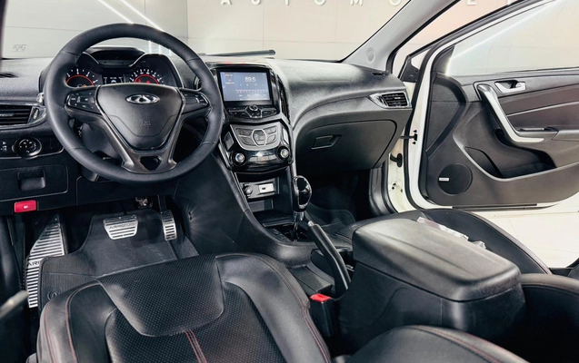 imagem-https://www.socarrao.com.br/sc-vehicle-images-prod/2778360/1788005540601-003_773861f40464e81bc70ac3e204bc4210.jpeg