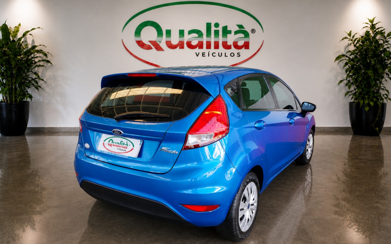 imagem-https://www.socarrao.com.br/sc-vehicle-images-prod/2778420/1788380367570-MDMucG5n.png