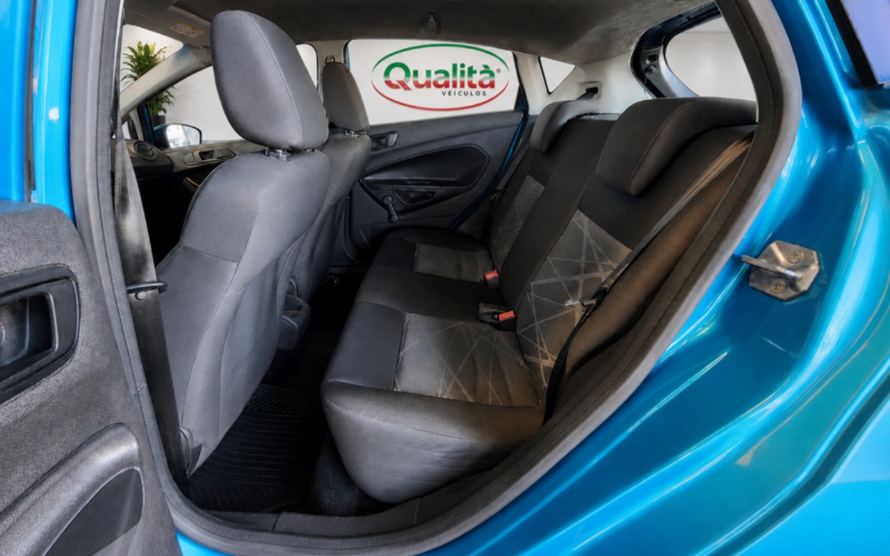 imagem-https://www.socarrao.com.br/sc-vehicle-images-prod/2778420/1788380368745-MTMucG5n.png
