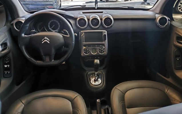imagem-https://www.socarrao.com.br/sc-vehicle-images-prod/2778501/1784652909883-8114363_4_B_be35b2fb61.jpeg