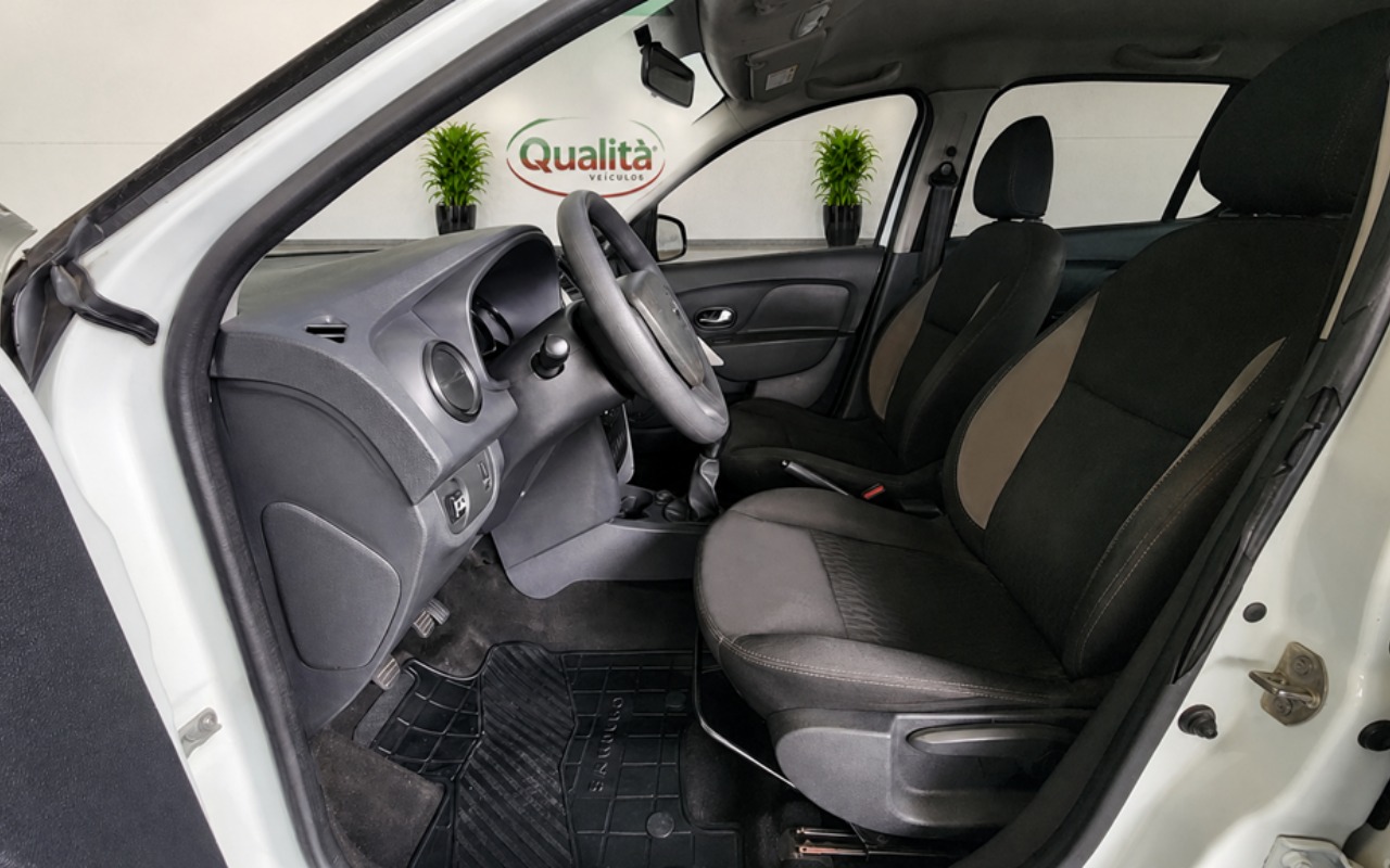 imagem-https://www.socarrao.com.br/sc-vehicle-images-prod/2778508/1788380317628-MTIucG5n.png