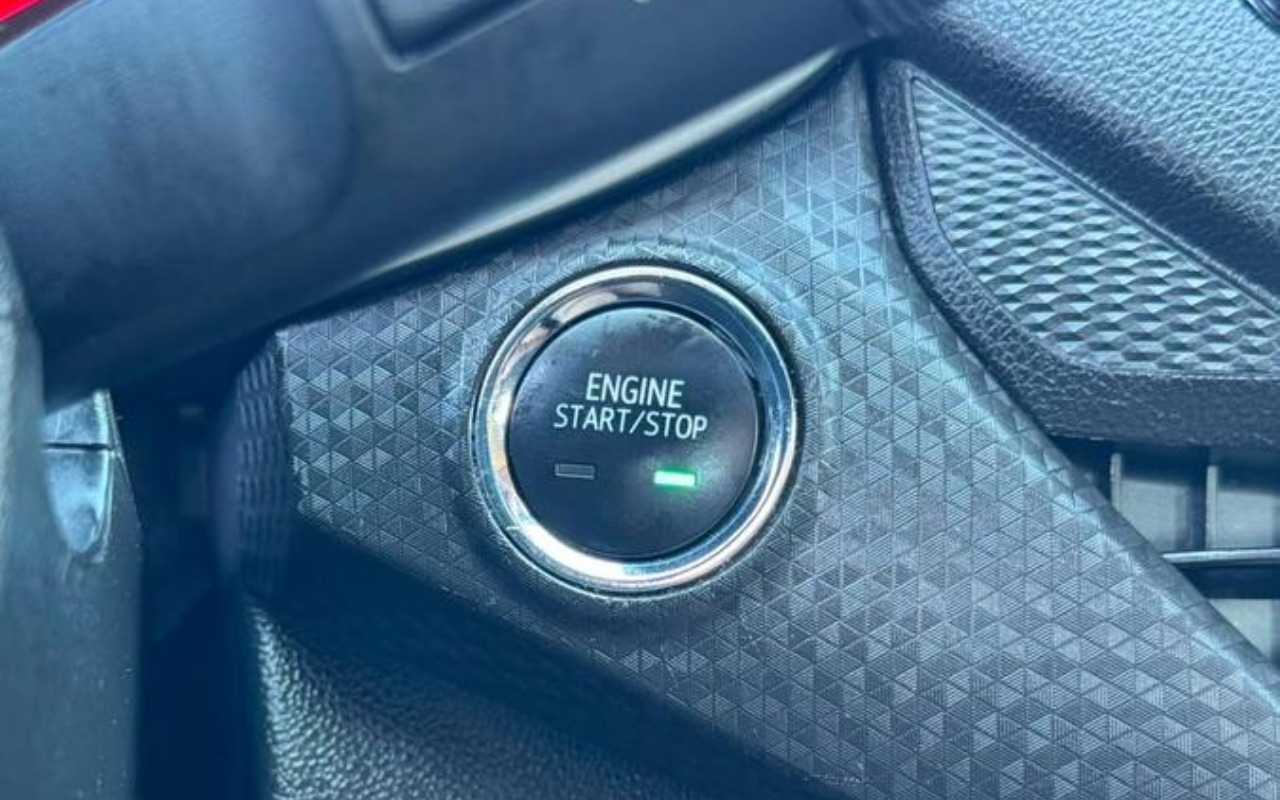 imagem-https://www.socarrao.com.br/sc-vehicle-images-prod/2778786/1784652850597-ODI5MjAzMl84X0JfNTZjYzI2ZWRiNS5qcGVn.jpeg