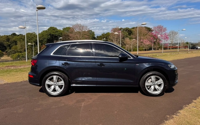 imagem-https://www.socarrao.com.br/sc-vehicle-images-prod/2779362/1784655969660-V2hhdHNBcHAgSW1hZ2UgMjAyNi0wNy0yMSBhdCAxNC4yNS4xMCAoMikuanBlZw.jpeg