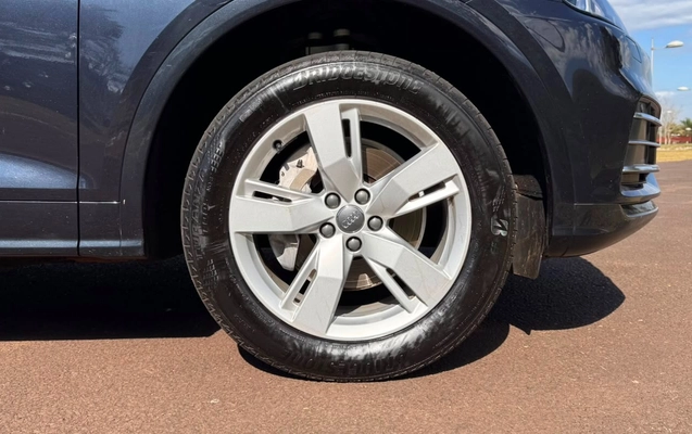 imagem-https://www.socarrao.com.br/sc-vehicle-images-prod/2779362/1784655970174-V2hhdHNBcHAgSW1hZ2UgMjAyNi0wNy0yMSBhdCAxNC4yNS4xMiAoMSkuanBlZw.jpeg