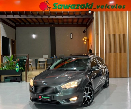 Ford Focus 2017 Cinza — foto 1 de 3