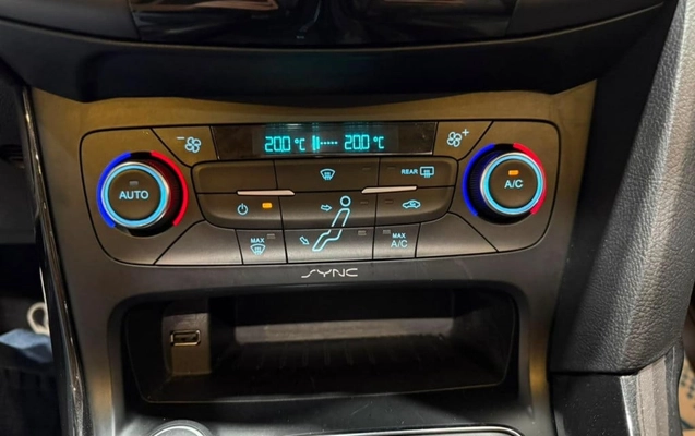 imagem-https://www.socarrao.com.br/sc-vehicle-images-prod/2779427/1786986763112-vehicle_image_1784656348_874a7915518062e98e61972610a45621.jpeg