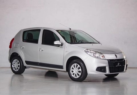 Renault Sandero 2012 Prata — foto 1 de 3
