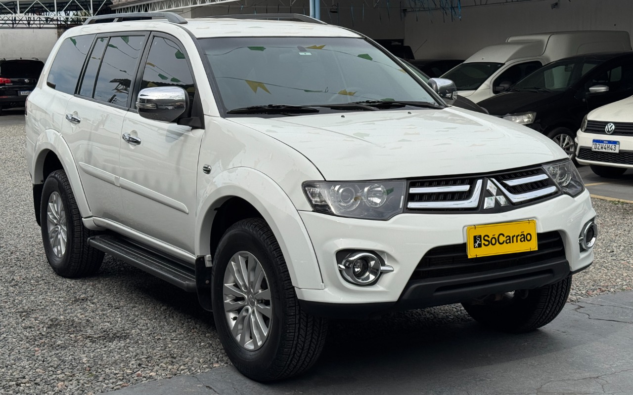 Mitsubishi Pajero 2016 Branco — foto 1 de 3