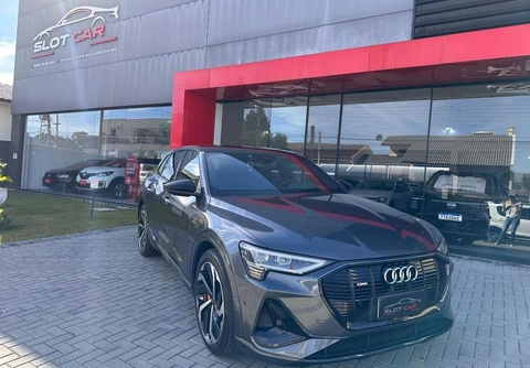 Audi E-Tron 2023 Cinza — foto 1 de 3