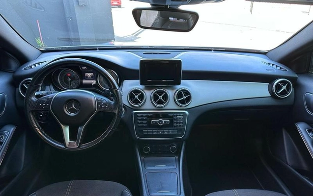 imagem-https://www.socarrao.com.br/sc-vehicle-images-prod/2779619/1790686975448-7051141_2_B_d6dee76abc.jpeg