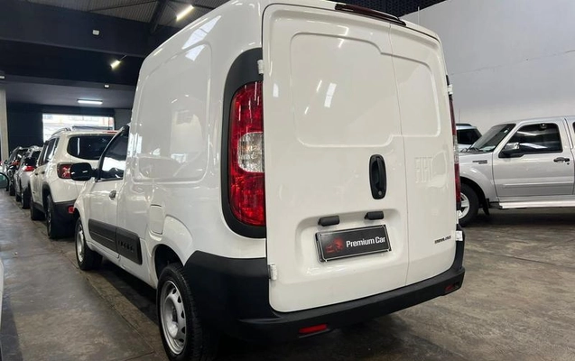 imagem-https://www.socarrao.com.br/sc-vehicle-images-prod/2779785/1785107217489-8265045_4_B_39f445eda1.jpeg