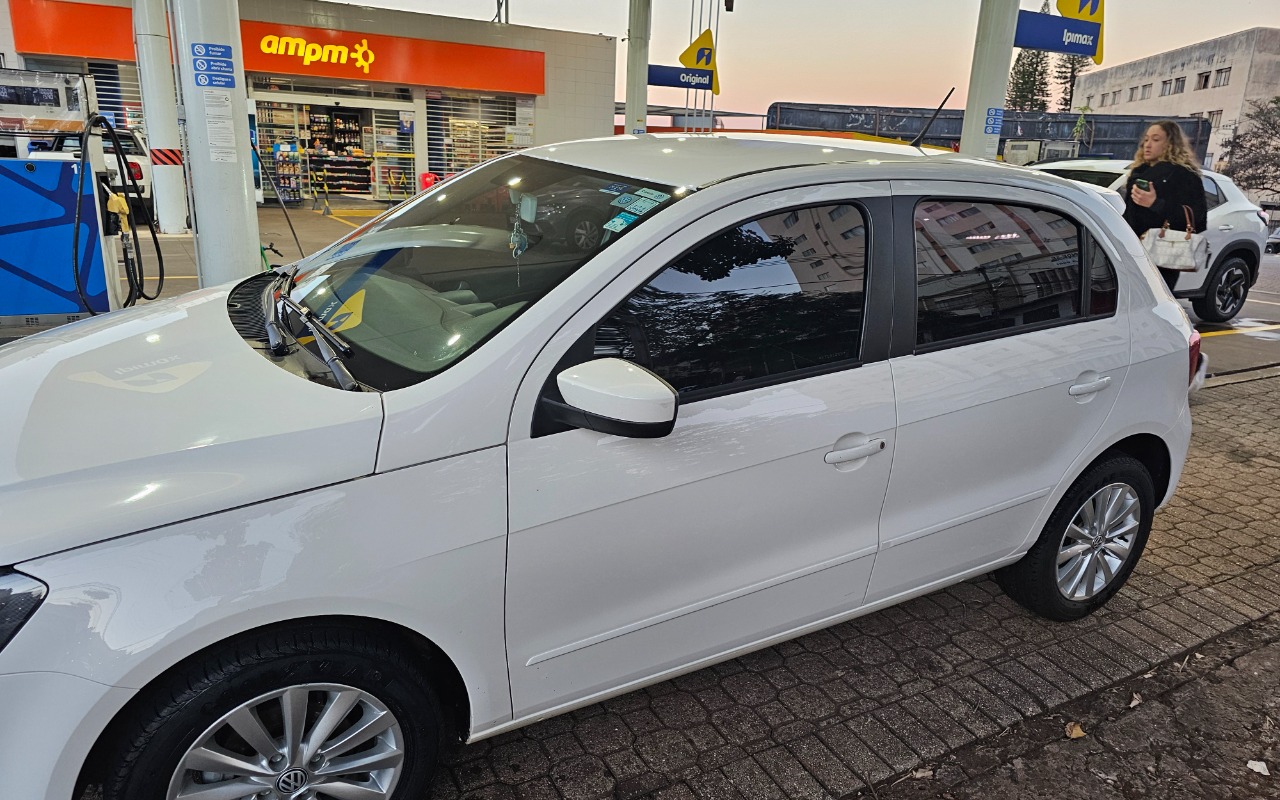 imagem-https://www.socarrao.com.br/sc-vehicle-images-prod/2779896/1784659733835-MjAyNjA3MTZfMTc1NzM2LmpwZw.jpg