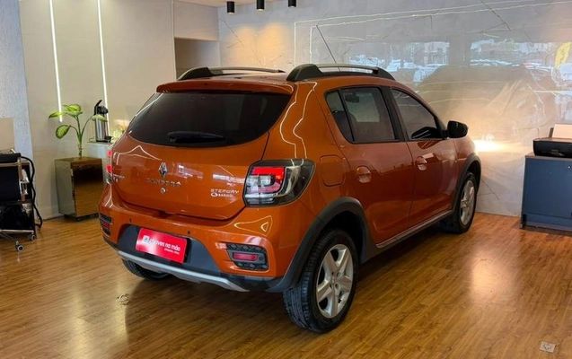 imagem-https://www.socarrao.com.br/sc-vehicle-images-prod/2779943/1785164262910-8291761_3_B_6b80952a89.jpeg