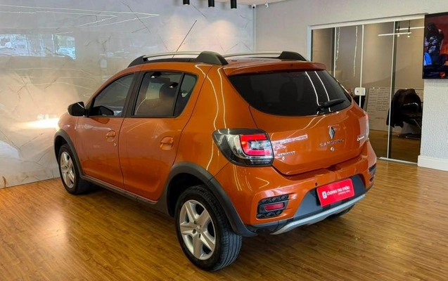 imagem-https://www.socarrao.com.br/sc-vehicle-images-prod/2779943/1785164262913-8291761_3_B_89bb5bc20d.jpeg
