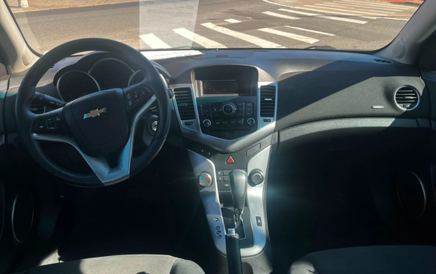 imagem-https://www.socarrao.com.br/sc-vehicle-images-prod/2780018/1789064232225-fc6c577a-a936-410d-8307-1b073f98cf8b.jpg