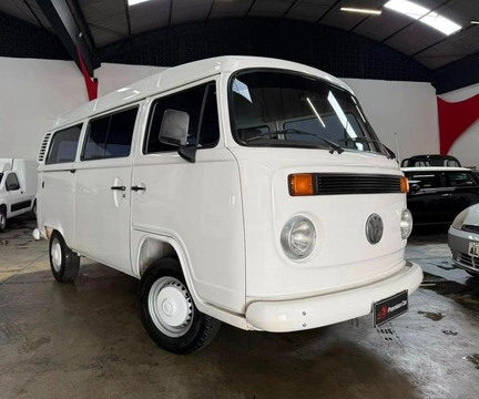 Volkswagen Kombi 2002 Branco — foto 1 de 3