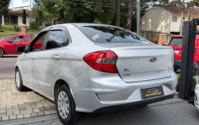 imagem-https://www.socarrao.com.br/sc-vehicle-images-prod/2780294/1786026063289-gb-1b81b94.jpeg