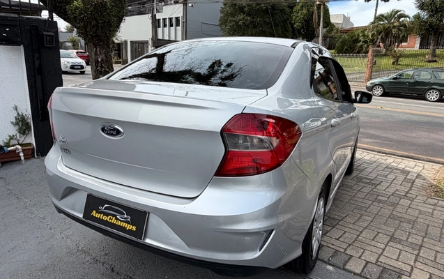 imagem-https://www.socarrao.com.br/sc-vehicle-images-prod/2780294/1786026063297-gb-0eaa778.jpeg