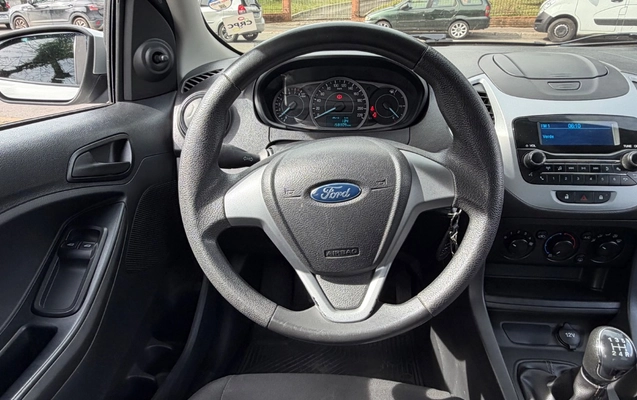 imagem-https://www.socarrao.com.br/sc-vehicle-images-prod/2780294/1786026063299-gb-03e9c5d.jpeg