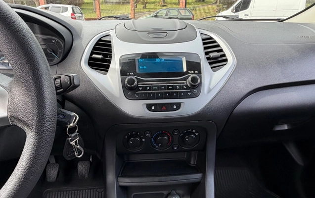imagem-https://www.socarrao.com.br/sc-vehicle-images-prod/2780294/1786026063305-gb-46879e7.jpeg