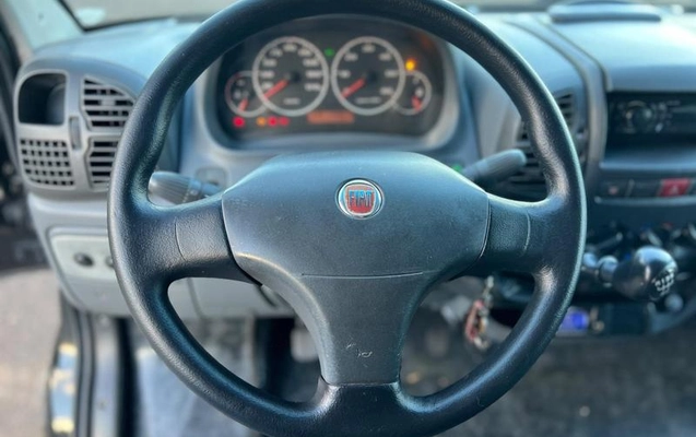 imagem-https://www.socarrao.com.br/sc-vehicle-images-prod/2780363/1789591874772-8301502_8_B_caed0ea379.jpeg