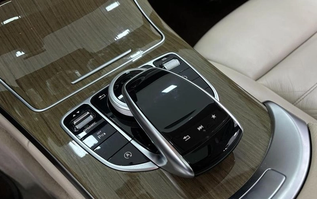 imagem-https://www.socarrao.com.br/sc-vehicle-images-prod/2780517/1784731526686-8301678_6_B_97b16daed8.jpeg