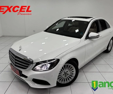 Mercedes-Benz C-300 2017 Branco — foto 1 de 3