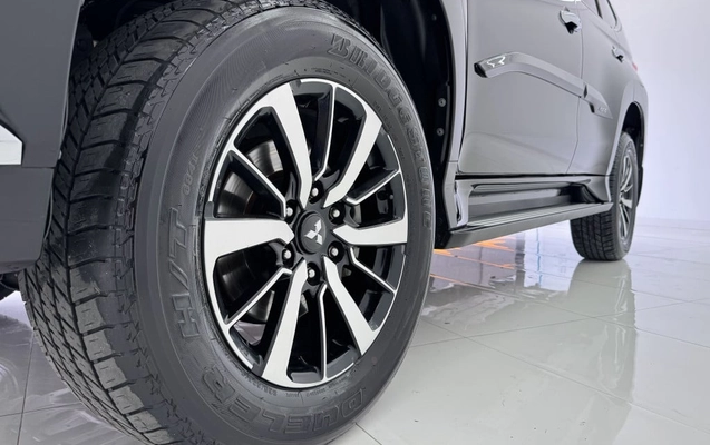 imagem-https://www.socarrao.com.br/sc-vehicle-images-prod/2780559/1790172576660-vehicle_image_1784660326_3d3f5962259e357d414c21c94a36068c.jpeg