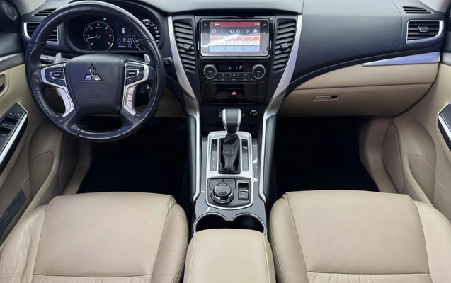 imagem-https://www.socarrao.com.br/sc-vehicle-images-prod/2780559/1790172576661-vehicle_image_1784660333_3bf90d128c6b1f4229297513a77d0ba9.jpeg