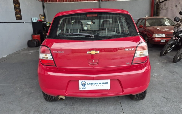 imagem-https://www.socarrao.com.br/sc-vehicle-images-prod/2780661/1784839051046-vehicle_image_1784660657_8e79bbfce66c1c1be57cded80e9d59d9.jpeg