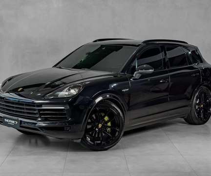 Porsche Cayenne 3.0 V6 (Híbrido) 2020 Preto — foto 1 de 3