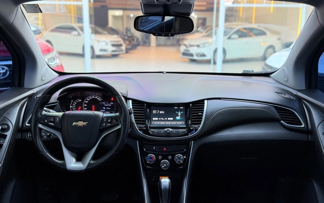 imagem-https://www.socarrao.com.br/sc-vehicle-images-prod/2780758/1790960383176-3e07f290-44e2-404e-ad1e-cc53a962ee2a.jpg