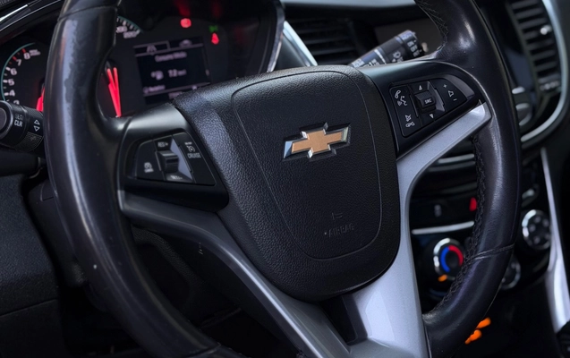imagem-https://www.socarrao.com.br/sc-vehicle-images-prod/2780758/1790960383177-48973edc-6cc5-4bfa-b088-0976ebba5e87.jpg