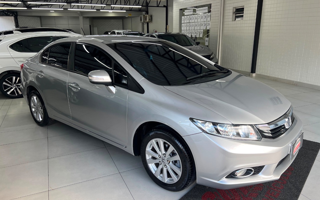 imagem-https://www.socarrao.com.br/sc-vehicle-images-prod/2780815/1784664583450-N2IwNmU3ZjAtY2Q3ZS00YzJhLWFhYTQtMDhmOGE0YmQ5YzZhLmpwZWc.jpeg