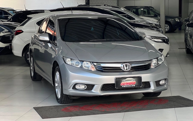 imagem-https://www.socarrao.com.br/sc-vehicle-images-prod/2780815/1784664583542-ZWEyZGU5MzgtZmQyNS00YjZkLWJlZjMtZmIyNWI4ZjFkNGYyLmpwZWc.jpeg