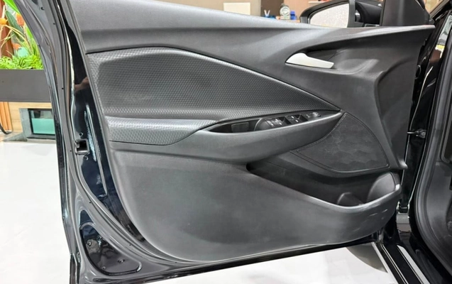 imagem-https://www.socarrao.com.br/sc-vehicle-images-prod/2780830/1789577789372-vehicle_image_1784664612_abaecab252e74fefbeaa3784736614eb.jpeg