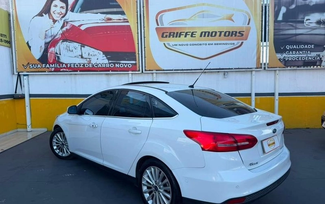 imagem-https://www.socarrao.com.br/sc-vehicle-images-prod/2780944/1787339042970-8301056_10_B_6581d4cde1.jpeg