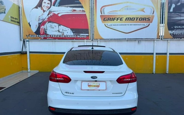 imagem-https://www.socarrao.com.br/sc-vehicle-images-prod/2780944/1787339042971-8301056_5_B_5493182c8f.jpeg