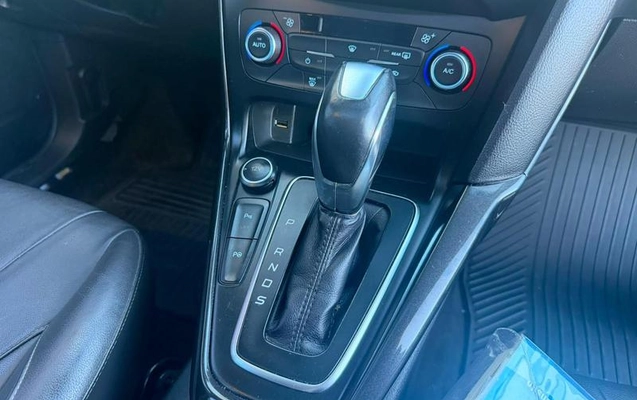imagem-https://www.socarrao.com.br/sc-vehicle-images-prod/2780944/1787339042982-8301056_7_B_17d30cecd4.jpeg