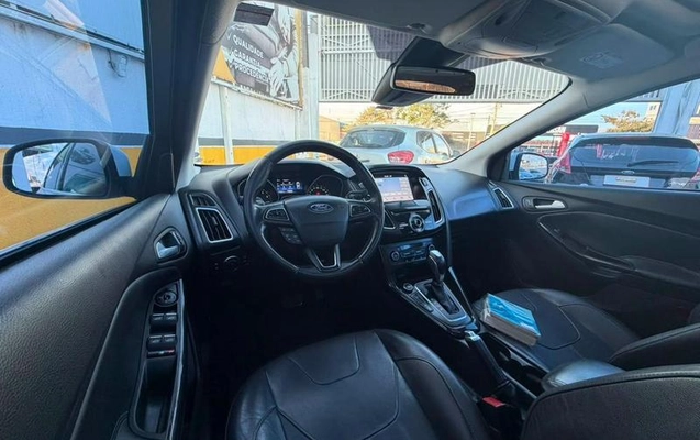 imagem-https://www.socarrao.com.br/sc-vehicle-images-prod/2780944/1787339042986-8301056_18_B_d837ca507b.jpeg