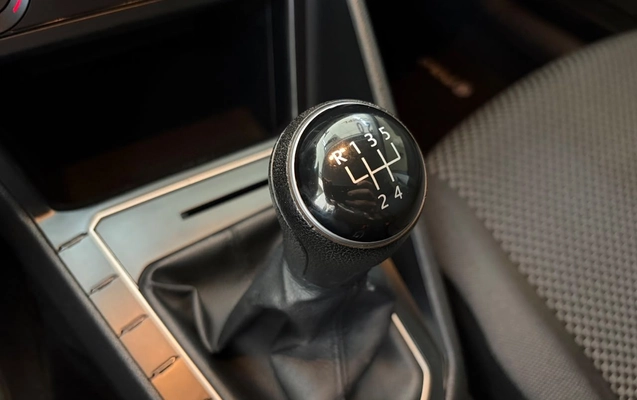 imagem-https://www.socarrao.com.br/sc-vehicle-images-prod/2780970/1789051572722-c9c428bc7b6e4fef97909f60c11d70e1_1789050841716.jpg