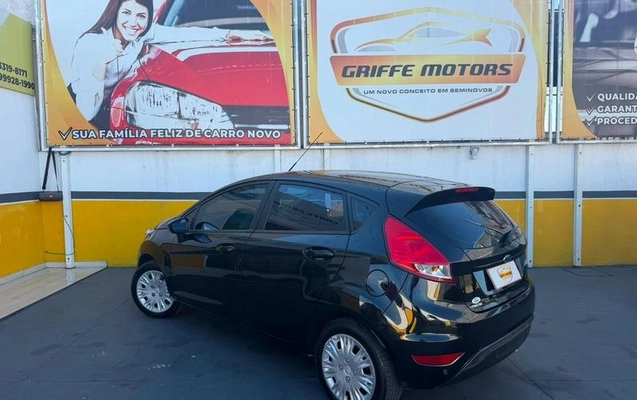 imagem-https://www.socarrao.com.br/sc-vehicle-images-prod/2780987/1787338970747-8301064_5_B_d4ff1ffb0e.jpeg