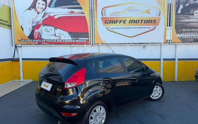 imagem-https://www.socarrao.com.br/sc-vehicle-images-prod/2780987/1787338970748-8301064_6_B_0f369ba7a1.jpeg