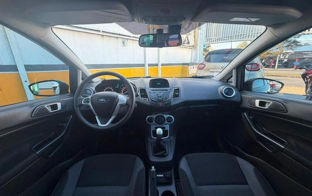 imagem-https://www.socarrao.com.br/sc-vehicle-images-prod/2780987/1787338970748-8301064_7_B_18d21d02b8.jpeg