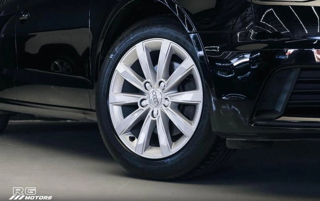 imagem-https://www.socarrao.com.br/sc-vehicle-images-prod/2781100/1790952593206-8276873_13_B_d29024cf16.jpeg